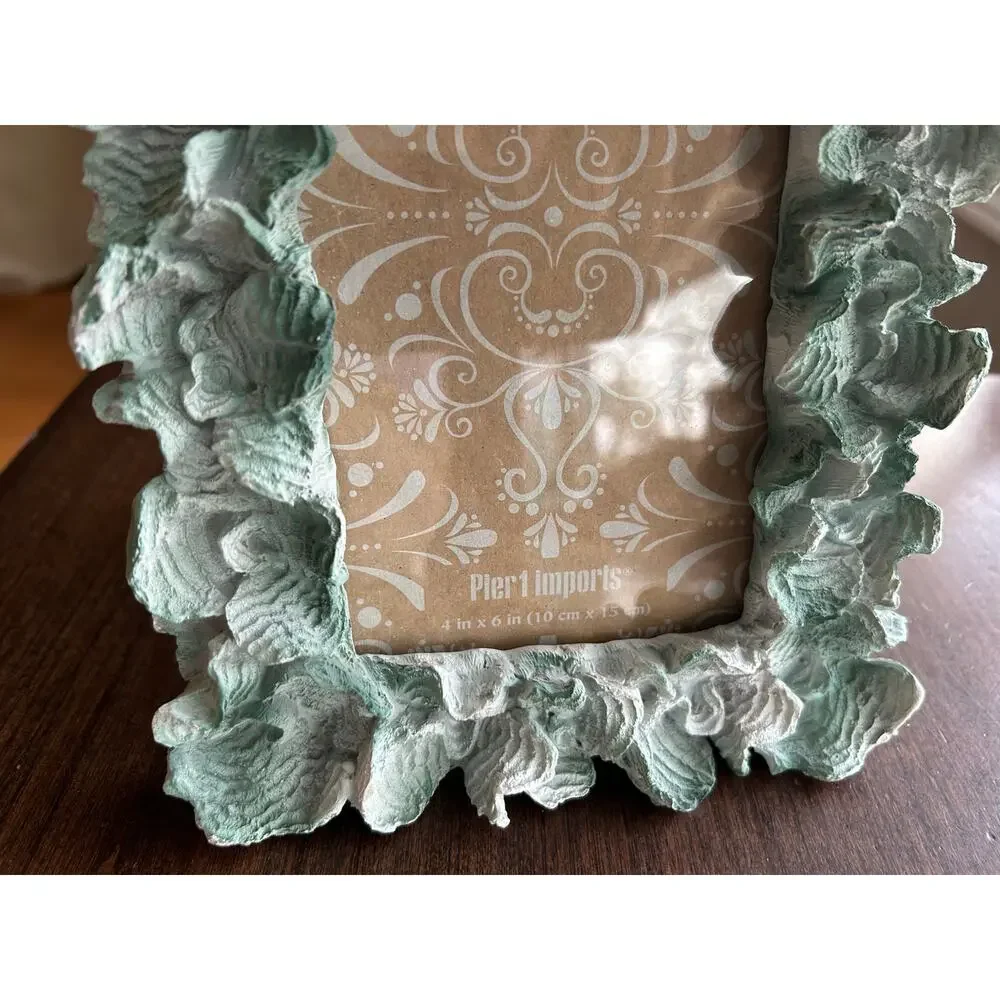 Pier one vintage style